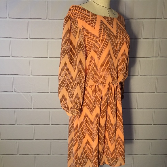 My Michelle Elegant Chiffon Dress Size Large - Picture 4 of 6